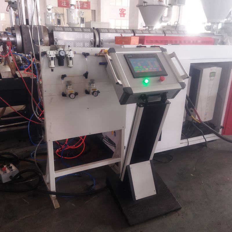 Zautomatyzowana, skomputeryzowana linia do wytłaczania dwuściennych rur karbowanych z silnikiem Siemens i wydajnością 8-15 kg/h