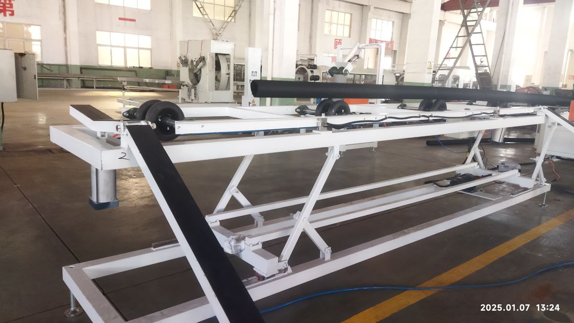 Automatyczna linia do wytłaczania rur dwuściennych karbowanych z silnikiem Siemens i systemem sterowania PLC dla produkcji 8-15 kg/h