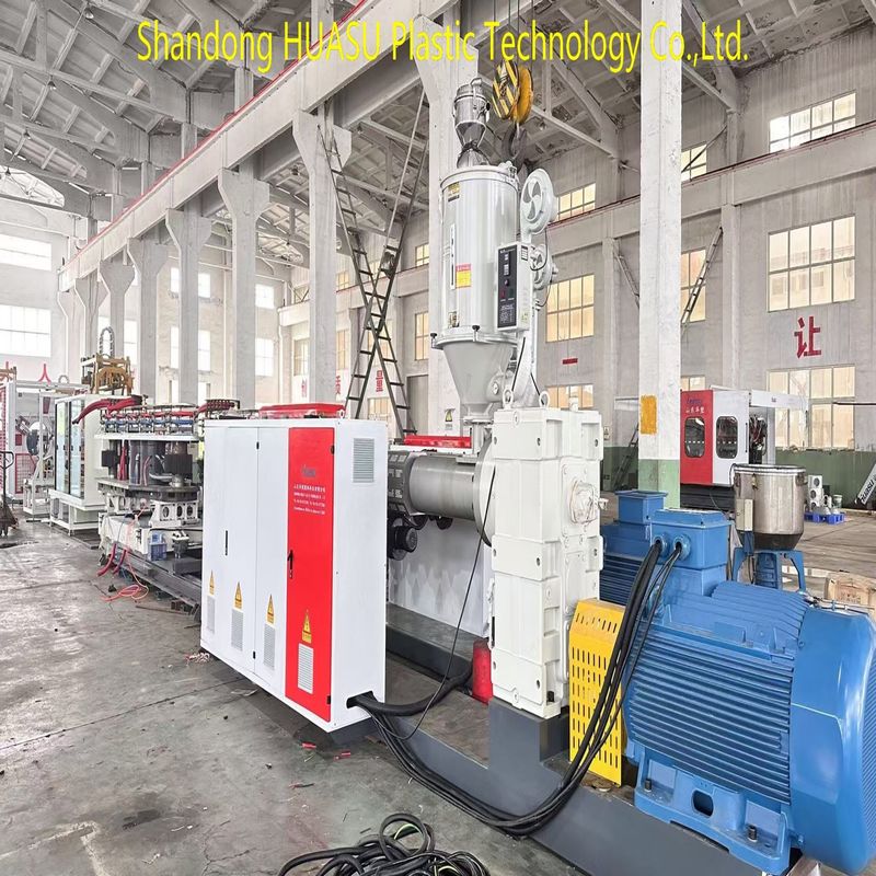 Automatyczna linia wytłaczania rur z tworzyw sztucznych z Siemens ABB Głównym chłodzeniem powietrza elektrycznym i wodnym do dostosowywalnej produkcji