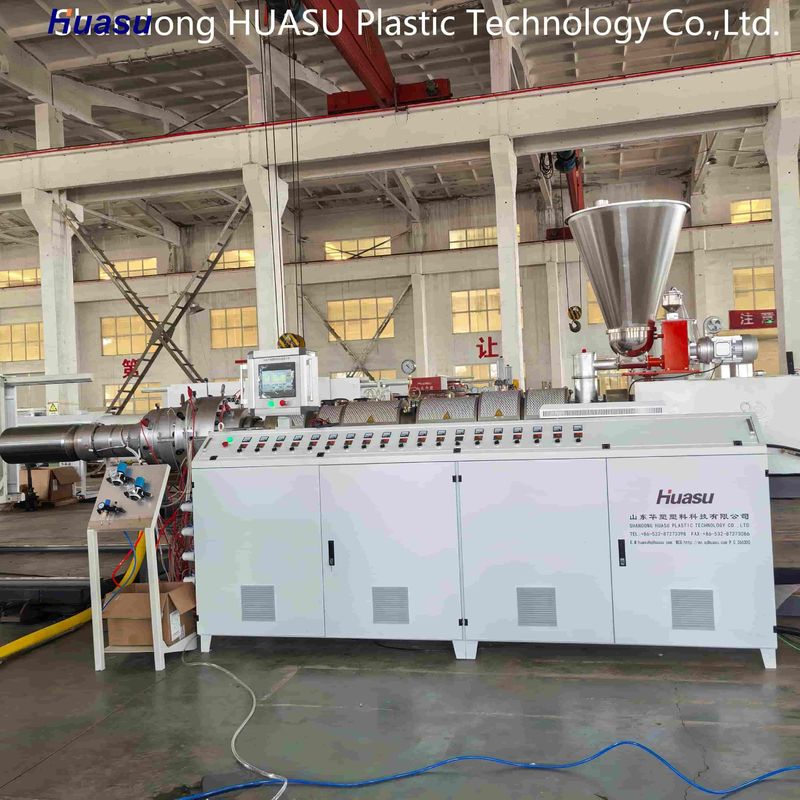 Dostosowalna linia produkcyjna rur z podwójnymi ścianami z PVC z średnicą rur 32-1600 mm i wydajnością 500-2000 kg/h