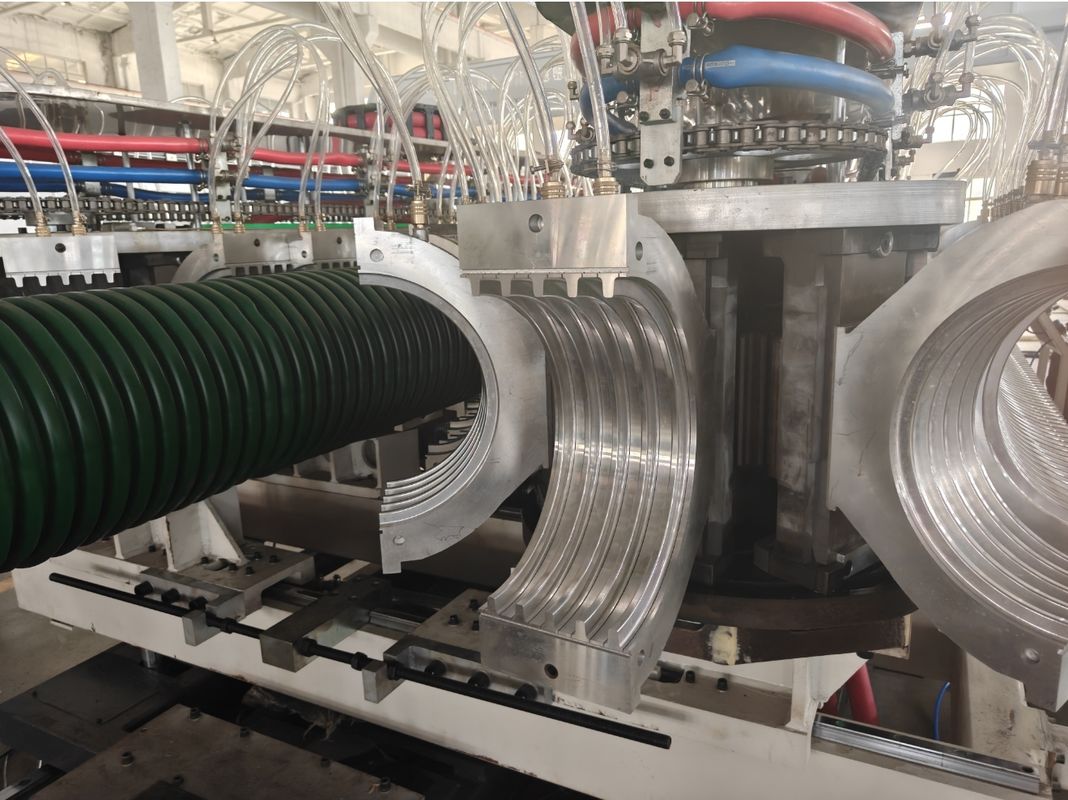 Linia produkcyjna z formą ze stopu aluminium do rur falistych dwuściennych do trwałego wytłaczania rur