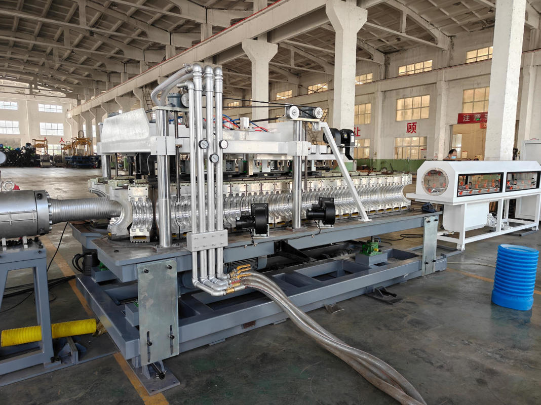 Automatyczna linia do wytłaczania rur karbowanych jednościennych z falą Siemens Inverter z przekaźnikiem Omron dla rur o średnicy 75-250mm