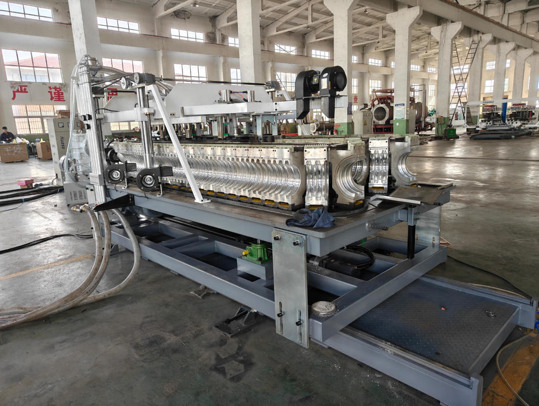 Automatyczna linia do wytłaczania rur karbowanych jednościennych z materiałem cylindra 38CrMoAlA i pełnym systemem zazębienia