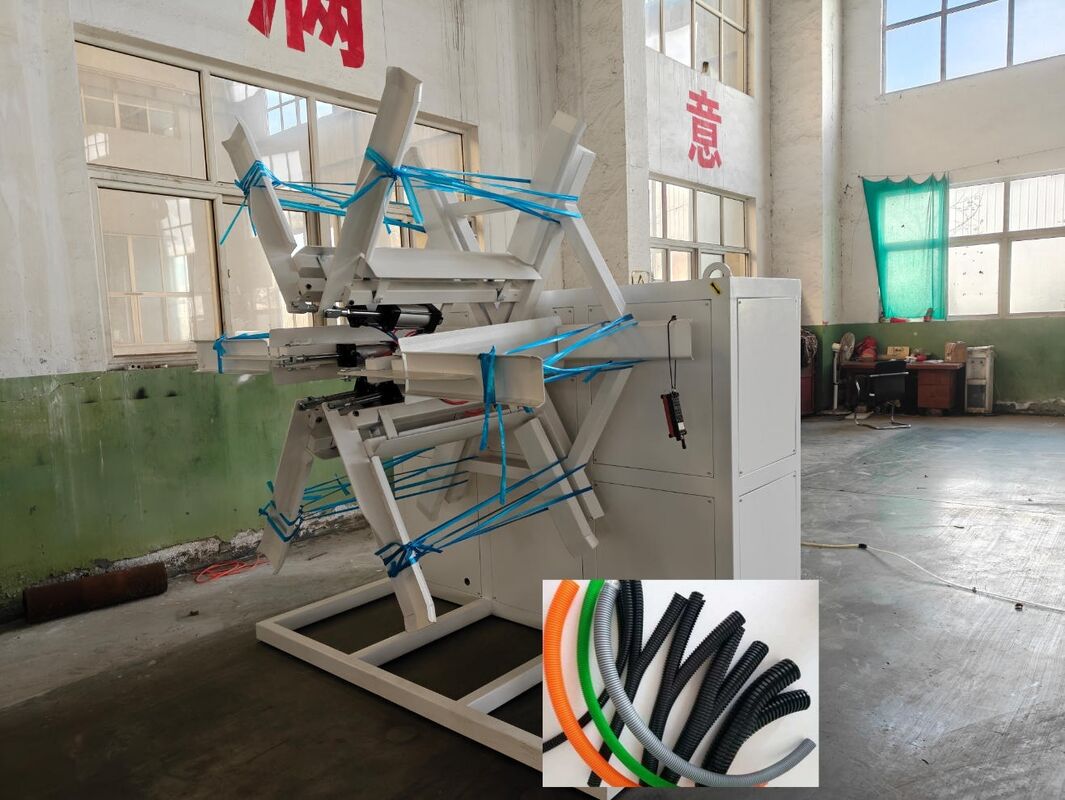 Wodny chłodzenie Dwuścienna linia wytłaczania rur falistej z 48 ilością formy i twardością beczki HV940