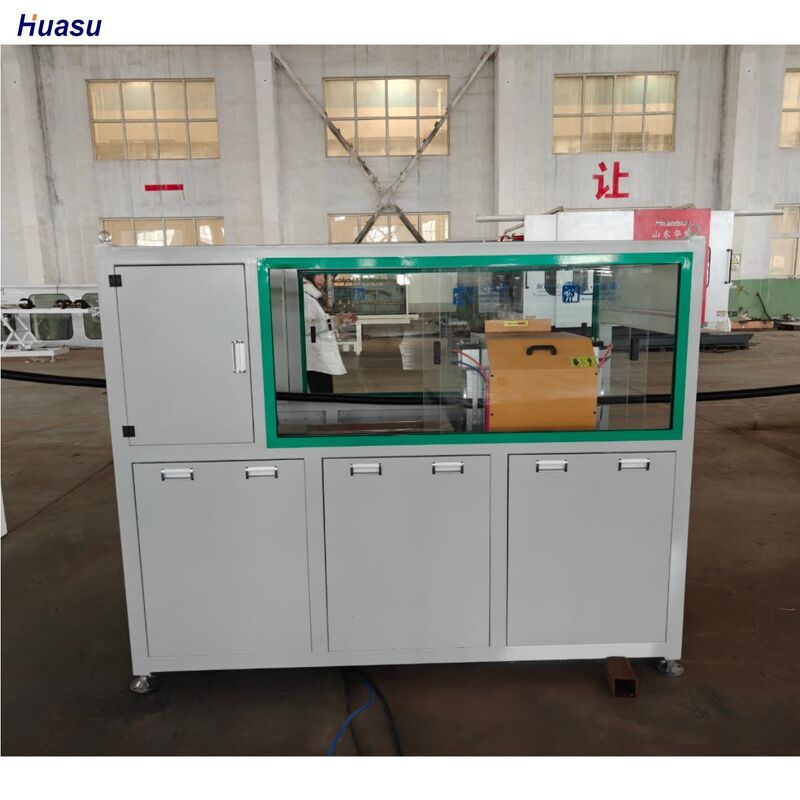 Linia wytłaczania rurociągów falistej z chłodzeniem wodnym i silnikiem Siemens dla stabilnej produkcji dużych prędkości