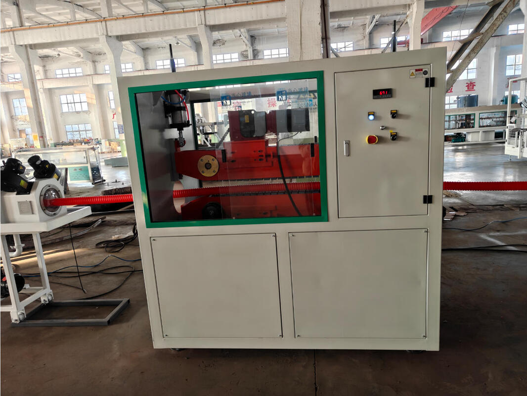 Linia do wytłaczania rur falistych pojedynczych ścian silnika głównego Siemens z systemem sterowania PLC i chłodzeniem wodnym