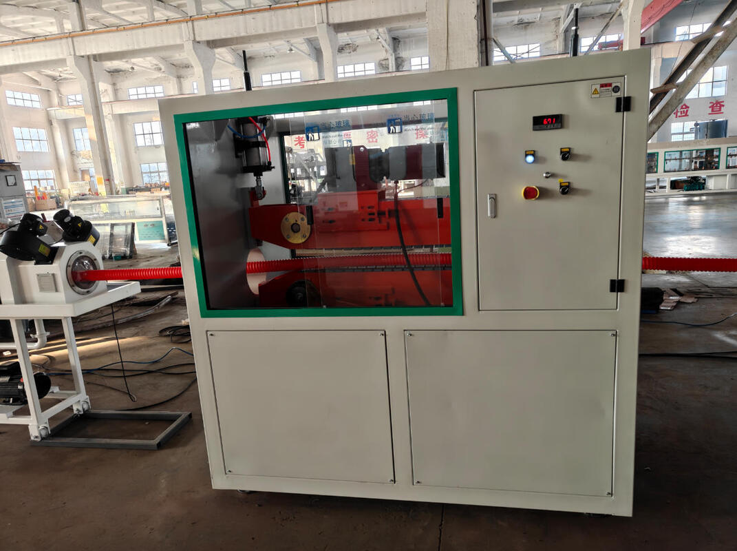 Wodochładzająca linia wytłaczania rurociągów falistych o jednej ścianie z silnikiem głównym Siemens do ciągłej pracy