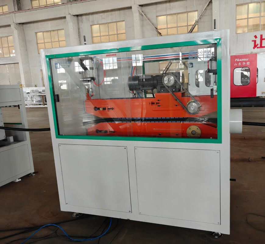 Linia do wytłaczania rur falistych dwuściennych z głównymi elementami elektrycznymi Siemens, materiałem przekładni 20CrMnTi i ślimakiem lufy HV>740