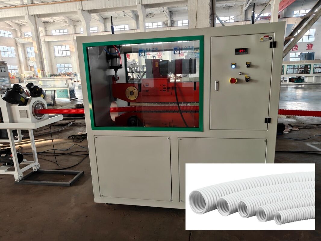 Automatyczna maszyna do produkcji dwuściennych rur karbowanych HDPE PP PVC z karbownicą obrotową do produkcji rur
