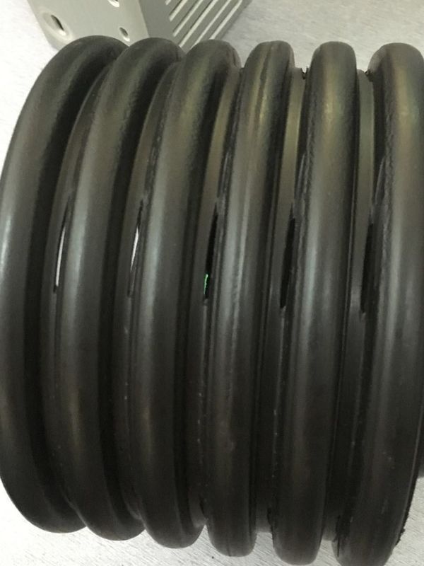 Maszyna do wiercenia rur falistych / Maszyna do perforacji rur wodnych CE IOS9001