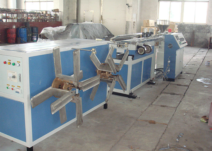 Plastikowa rura UPVC PVC CPVC HDPE PPR PE PP Linia produkcyjna do wytłaczania rur wodnych